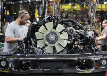 Ford announces $1 billion investment at Kentucky plant following DOT criticism on China