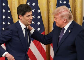 Trump turns up the heat on Warsh as Fed rate hike looms