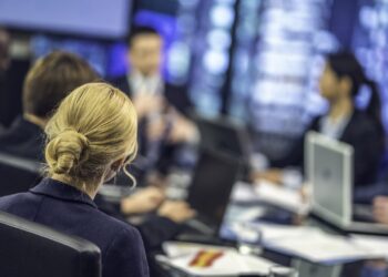 Wealthy investors are pouring billions into this new tax strategy despite risks