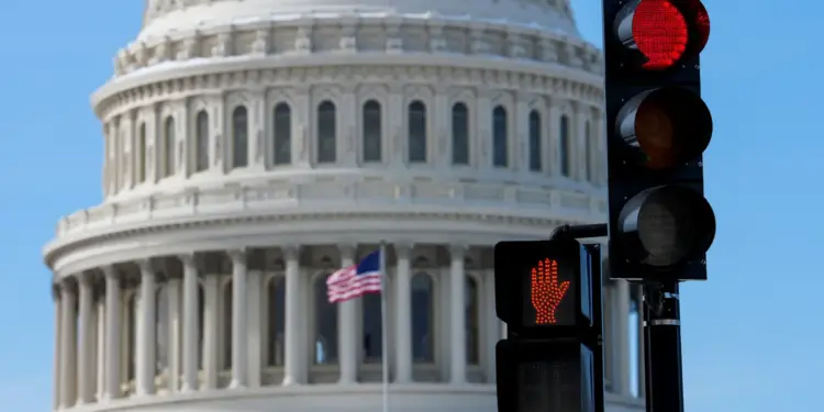 Trump dangles $5,000 checks as debt surges — but only if GOP can clear major midterm hurdle