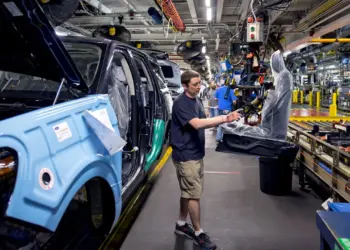 Ford to invest $1B in Kentucky truck plant
