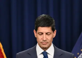 Wall Street thought the Powell hike was over. Now Kevin Warsh has his ‘back against the wall’