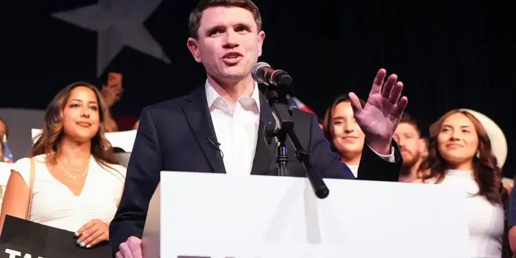 WATCH: Talarico instantly names favorite Texas drag queen — a performer who says he ‘works with children’