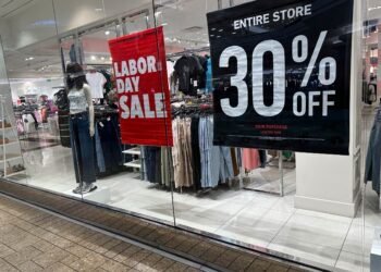 What’s open on Labor Day? Most retailers. Closed? Government, banks and the stock market.