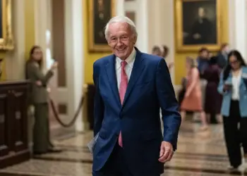 Democrat establishment flexes dominance as insurgents fall and GOP bench thins in deep blue stronghold