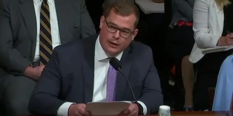 ICE confusion ignites MAGA backlash: ‘I would have called for impeachment’