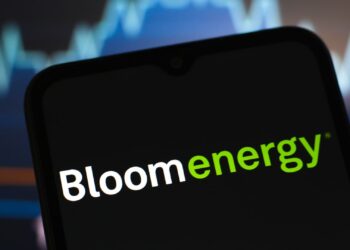 Where Cramer stands on a buzzy behind-the-meter name powering the AI build-out