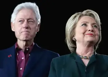 Bill and Hillary Clinton make eleventh-hour midterm moves as party’s old guard faces new reality