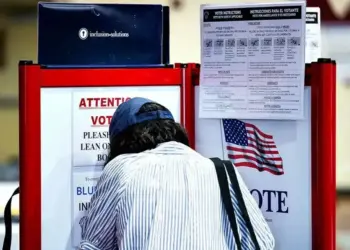 Chicago’s 12-language ballots make elections ‘harder to monitor,’ Illinois GOP chair warns