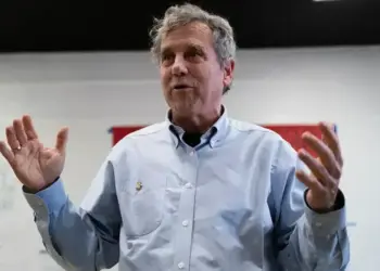 GOP Senate majority faces fresh uncertainty as 2 key races tighten days before midterms
