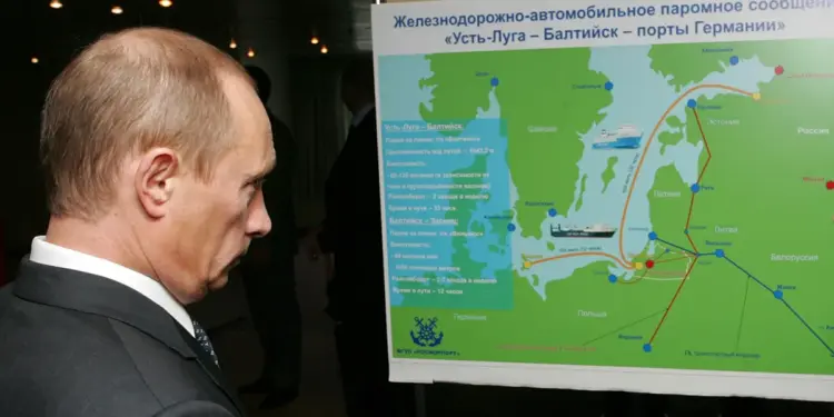 Moscow threatens nuclear response over tiny fortress wedged between US allies as clash fears grow