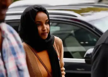 Somali rap promising to ‘scatter’ enemies underscores Omar’s serene lakeside video
